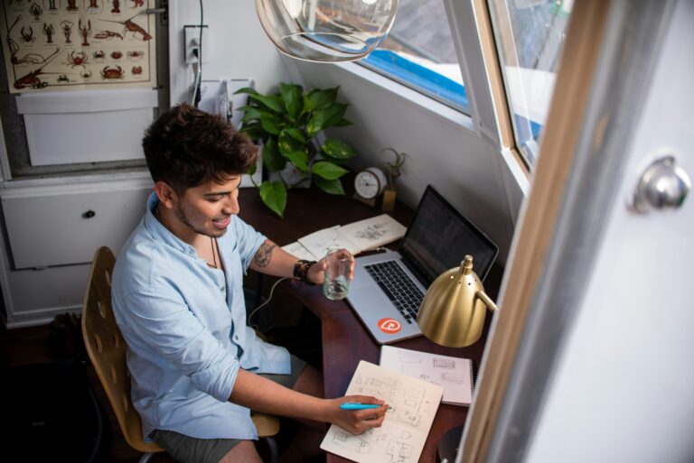 Remote Work and Mental Health Struggles That No One Talks About 